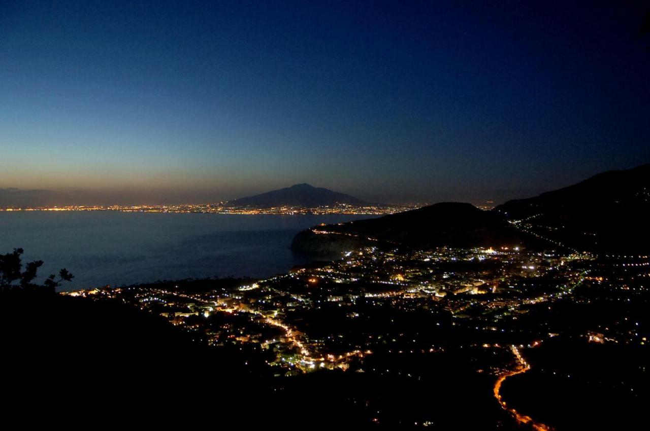 Apartamento Terrazza Sul Golfo Massa Lubrense Exterior foto