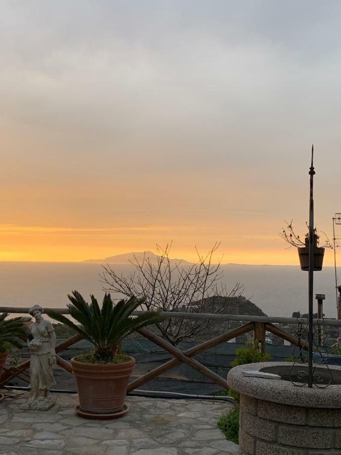 Apartamento Terrazza Sul Golfo Massa Lubrense Exterior foto